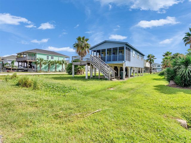 4038 Panola Drive, Galveston, TX 77554