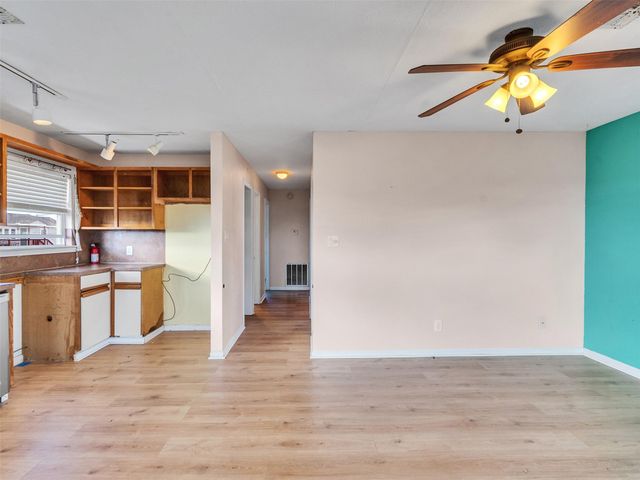 4038 Panola Drive, Galveston, TX 77554