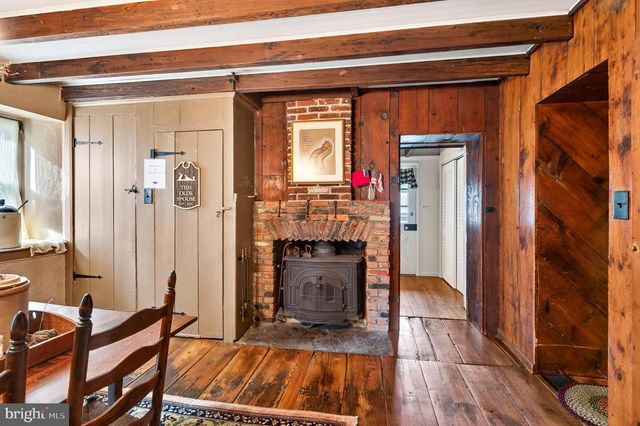 866 SHAVERTOWN RD, Garnet Valley, PA 19060