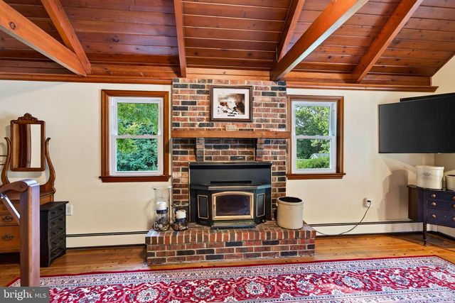866 SHAVERTOWN RD, Garnet Valley, PA 19060