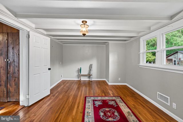 866 SHAVERTOWN RD, Garnet Valley, PA 19060