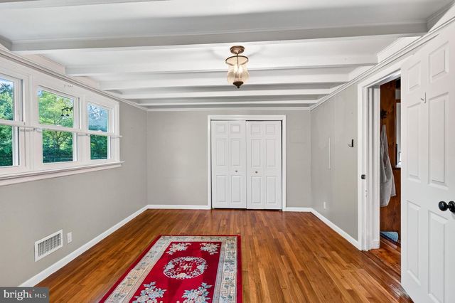 866 SHAVERTOWN RD, Garnet Valley, PA 19060