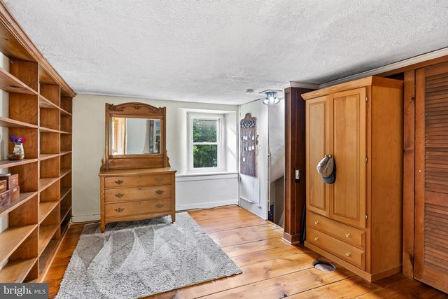 866 SHAVERTOWN RD, Garnet Valley, PA 19060