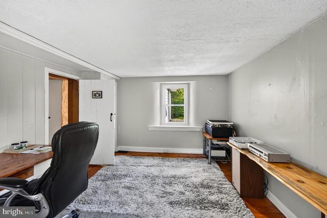 866 SHAVERTOWN RD, Garnet Valley, PA 19060