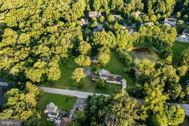866 SHAVERTOWN RD, Garnet Valley, PA 19060