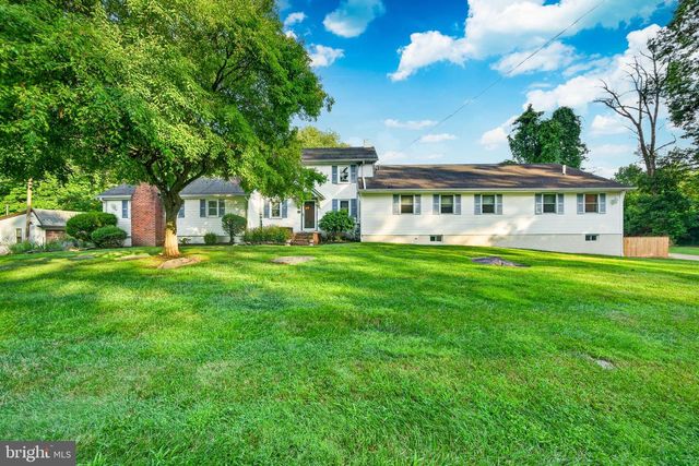 866 SHAVERTOWN RD, Garnet Valley, PA 19060