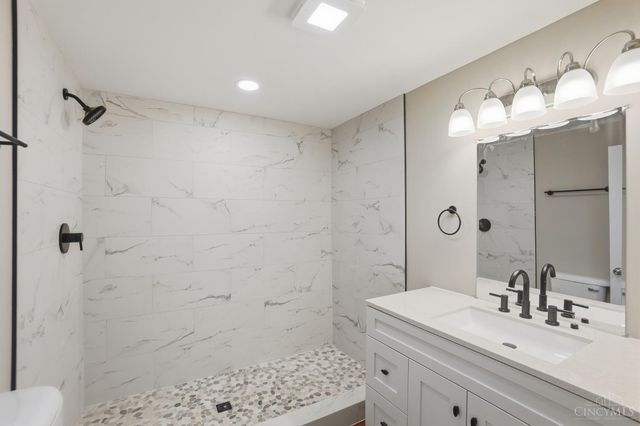 9615 Roberts Drive, Franklin, OH 45005