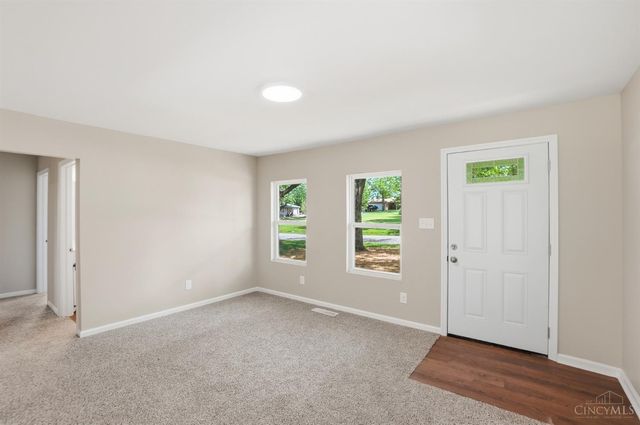 9615 Roberts Drive, Franklin, OH 45005