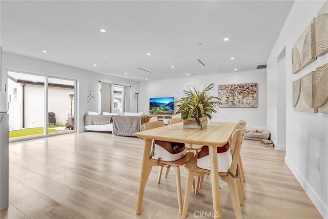 7445 Oakdale Avenue, Winnetka, CA 91306