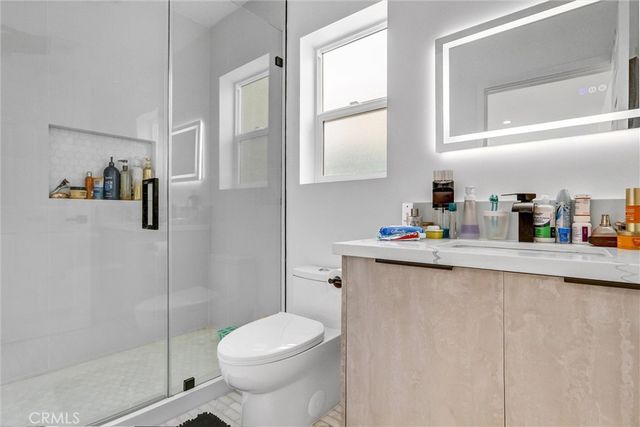 7445 Oakdale Avenue, Winnetka, CA 91306