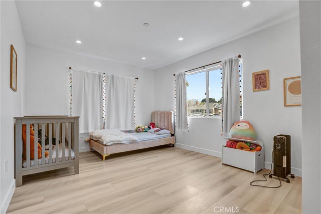 7445 Oakdale Avenue, Winnetka, CA 91306