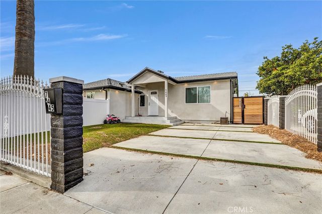 7445 Oakdale Avenue, Winnetka, CA 91306