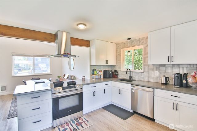 1513 Virginia Avenue, Everett, WA 98201