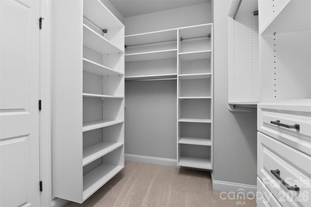 8910 Matthews Farm Lane, Charlotte, NC 28277