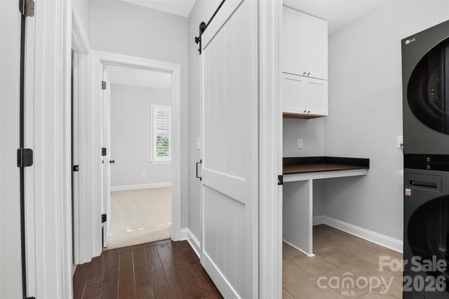 8910 Matthews Farm Lane, Charlotte, NC 28277