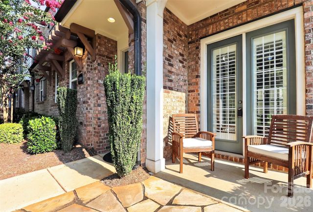 8910 Matthews Farm Lane, Charlotte, NC 28277