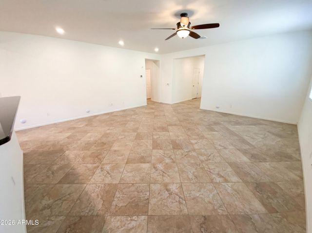 10786 W BRONCO Trail, Peoria, AZ 85383