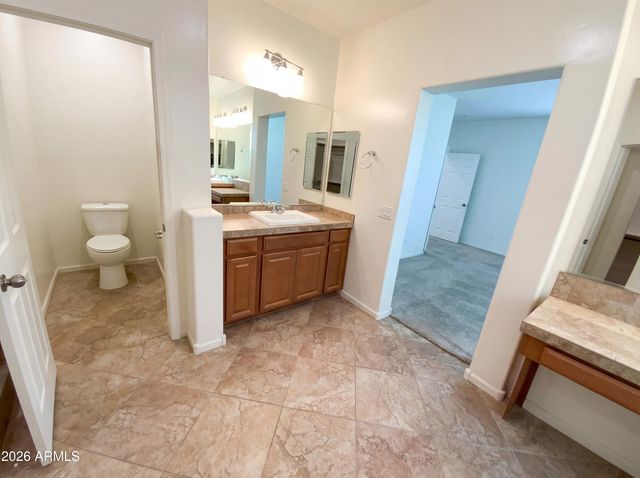 10786 W BRONCO Trail, Peoria, AZ 85383