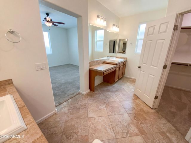 10786 W BRONCO Trail, Peoria, AZ 85383