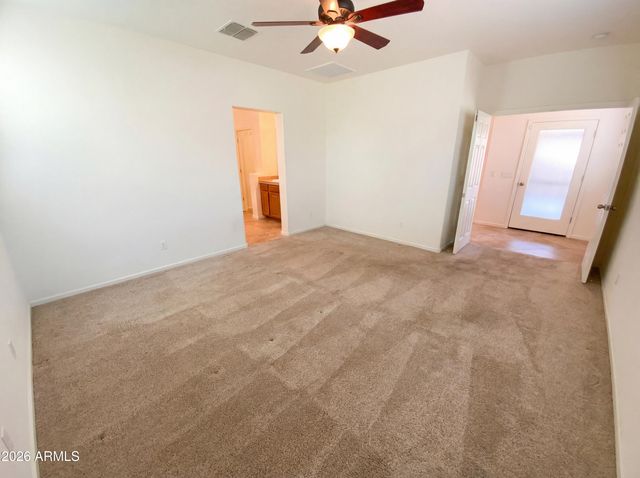 10786 W BRONCO Trail, Peoria, AZ 85383