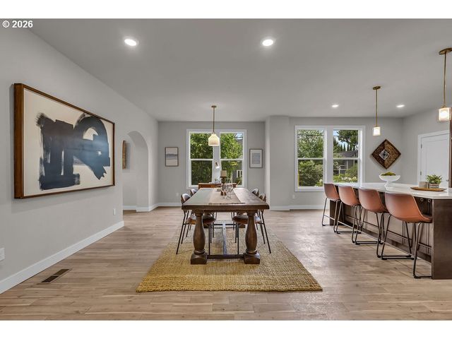 5007 Se STARK St, Portland, OR 97215