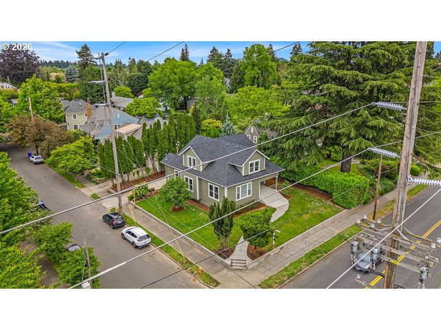 5007 Se STARK St, Portland, OR 97215