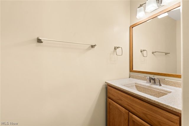 33803 Electric Boulevard A16, Avon Lake, OH 44012