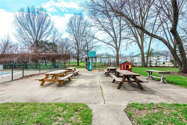 33803 Electric Boulevard A16, Avon Lake, OH 44012