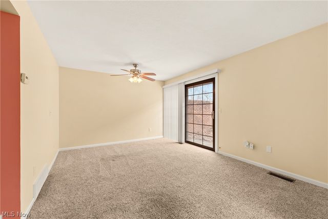 33803 Electric Boulevard A16, Avon Lake, OH 44012