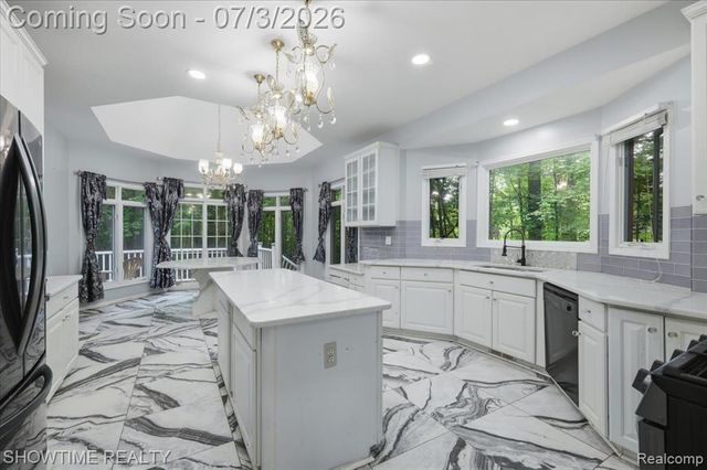 11656 Majestic Court, Utica, MI 48315