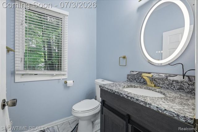 11656 Majestic Court, Utica, MI 48315