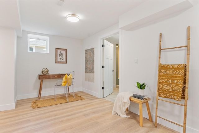 60 Neillian Street 60, Bedford, MA 01730