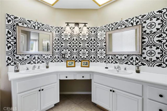 740 Bahama, Hemet, CA 92543