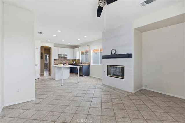 740 Bahama, Hemet, CA 92543