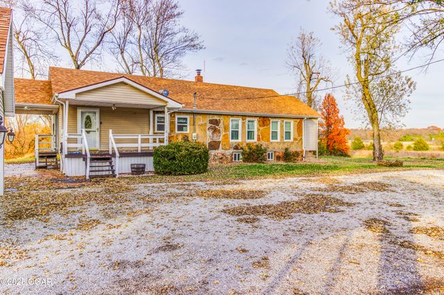 8633 County Lane 168, Carthage, MO 64836