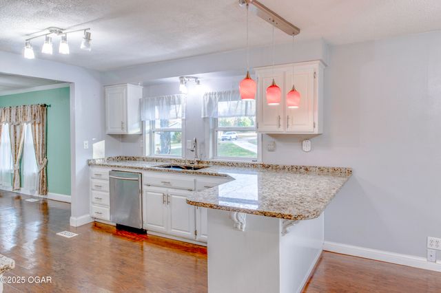 8633 County Lane 168, Carthage, MO 64836