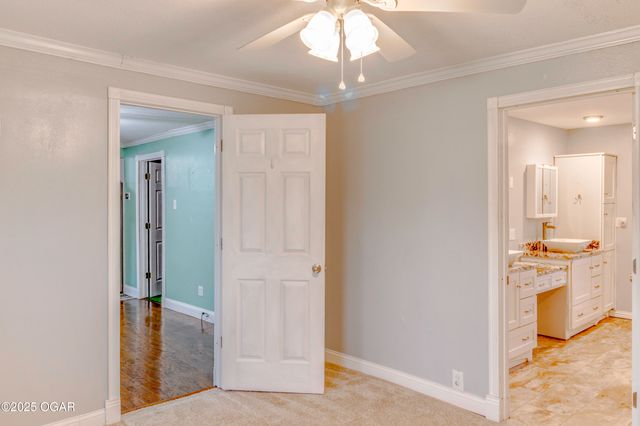 8633 County Lane 168, Carthage, MO 64836