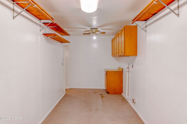 8633 County Lane 168, Carthage, MO 64836