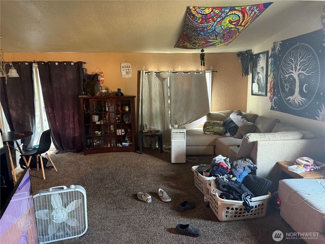 23420 41st Avenue Ct E, Spanaway, WA 98387