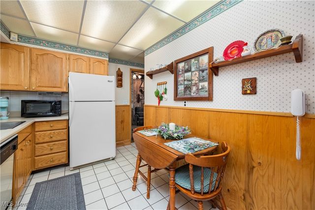 2637 Jackson Street, Lorain, OH 44052