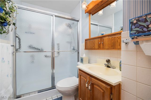 2637 Jackson Street, Lorain, OH 44052