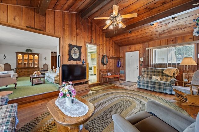 2637 Jackson Street, Lorain, OH 44052