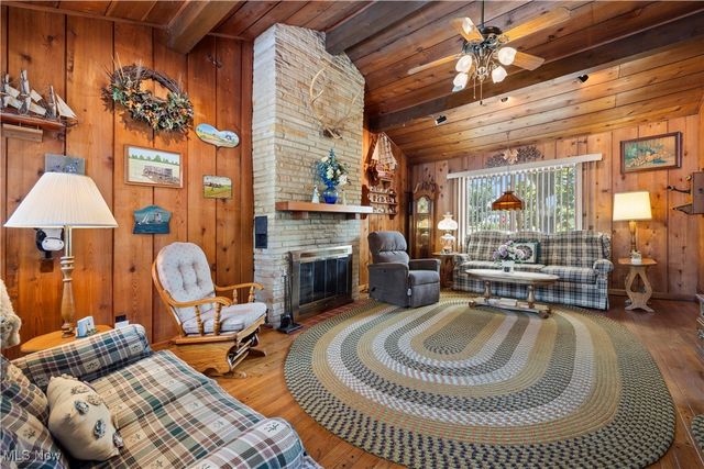 2637 Jackson Street, Lorain, OH 44052