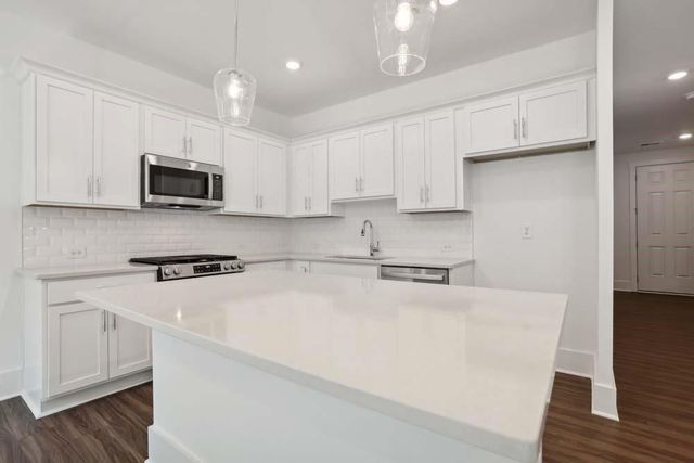 1621 Gunnin Trace NW, Atlanta, GA 30318
