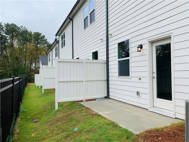 1621 Gunnin Trace NW, Atlanta, GA 30318