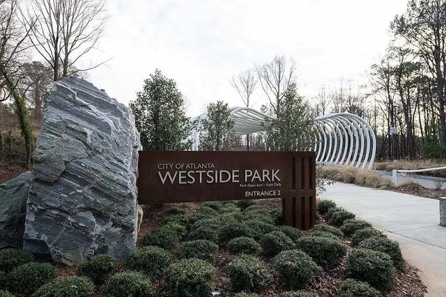 1621 Gunnin Trace NW, Atlanta, GA 30318