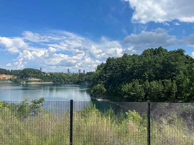 1621 Gunnin Trace NW, Atlanta, GA 30318