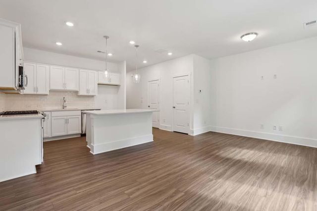 1621 Gunnin Trace NW, Atlanta, GA 30318