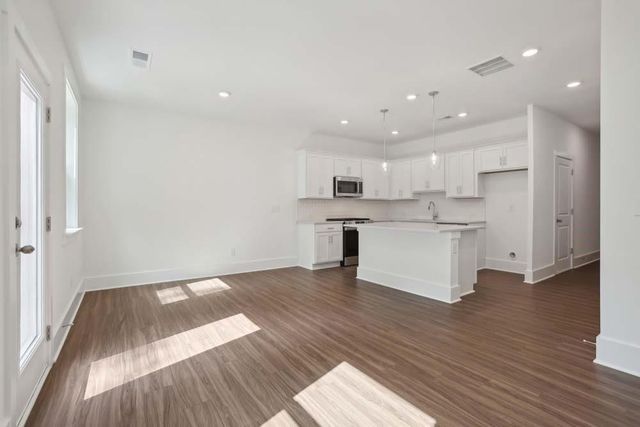 1621 Gunnin Trace NW, Atlanta, GA 30318