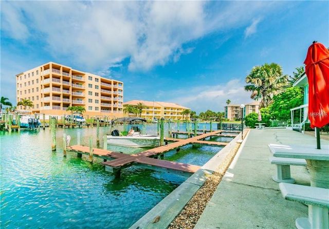 11440 1ST STREET E 1, Treasure Island, FL 33706